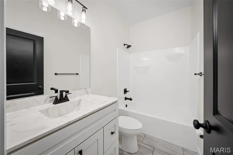 Pictures of a Previous Model, not all features are included — Trenton Lane, Foristell, MO 63348