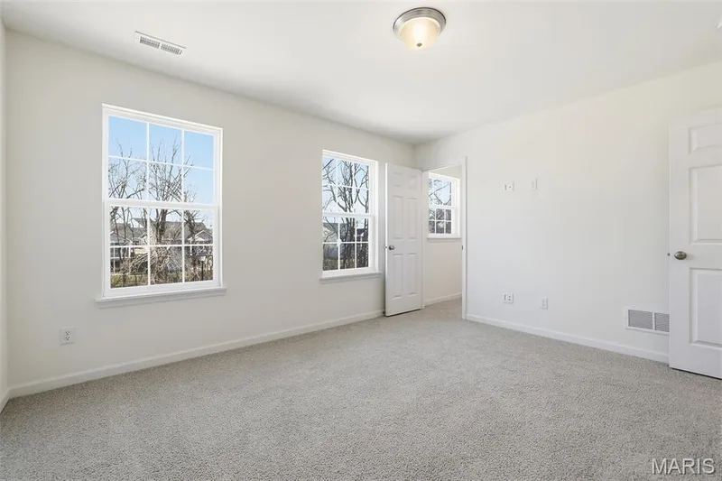 411 Sunset Hollow Drive, O'Fallon, MO 63385 — listing photo 14 of 19