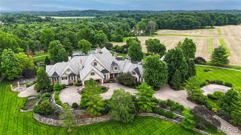 Welcome to #4 Slate River Way — 4 Slate River Way, Wentzville, MO 63385