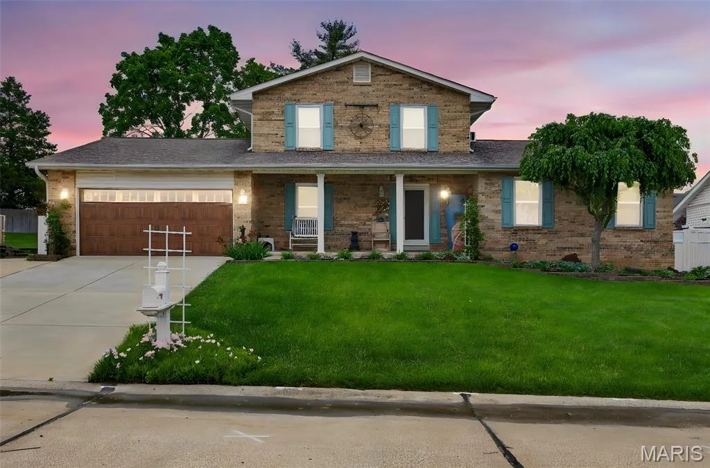 1422 Cobblestone Drive, St Charles, MO 63304 — listing photo 1 of 45