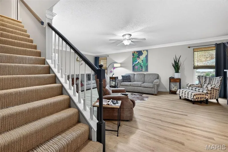 1422 Cobblestone Drive, St Charles, MO 63304 — listing photo 11 of 45