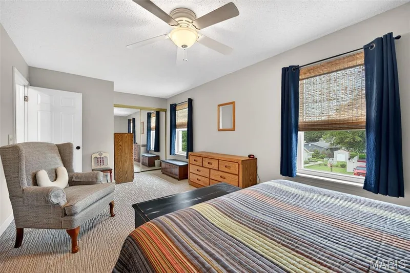 1422 Cobblestone Drive, St Charles, MO 63304 — listing photo 15 of 45