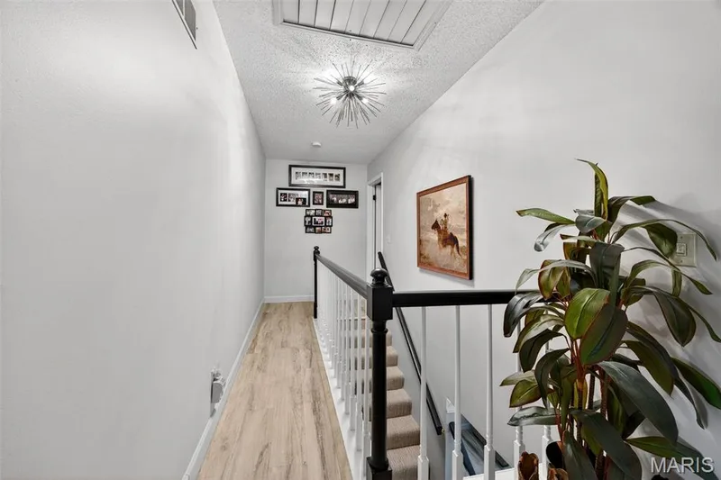1422 Cobblestone Drive, St Charles, MO 63304 — listing photo 17 of 45