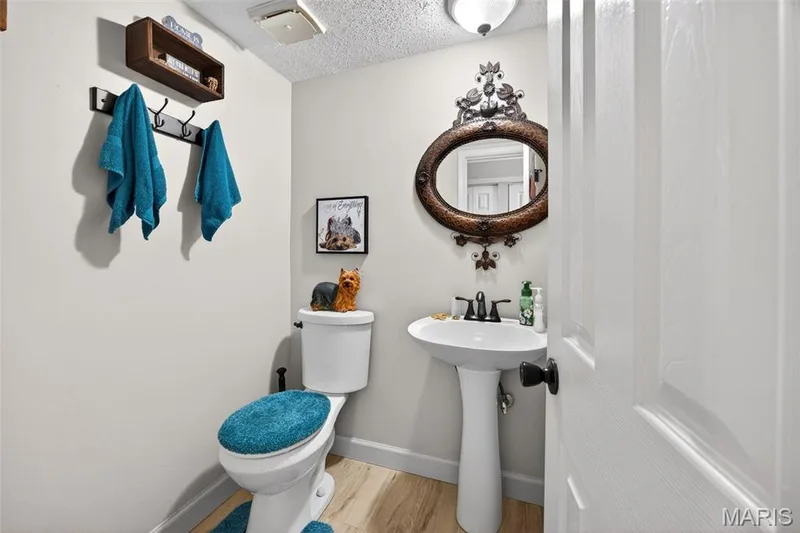 1422 Cobblestone Drive, St Charles, MO 63304 — listing photo 21 of 45