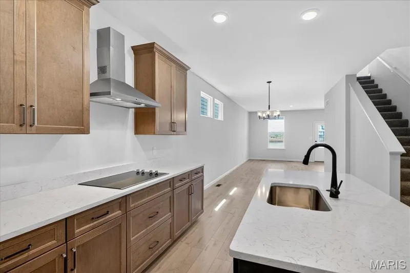 237 Arpent Alley, St Charles, MO 63301 — listing photo 4 of 8