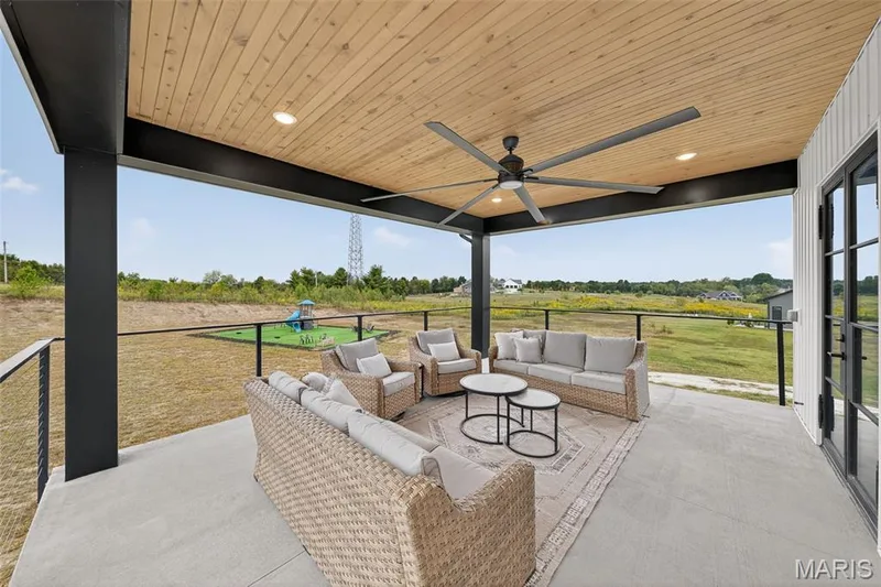 Spacious outdoor entertaining area — 570 Mexico Road, Wentzville, MO 63385