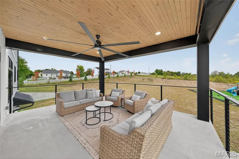 Spacious outdoor entertaining area — 570 Mexico Road, Wentzville, MO 63385