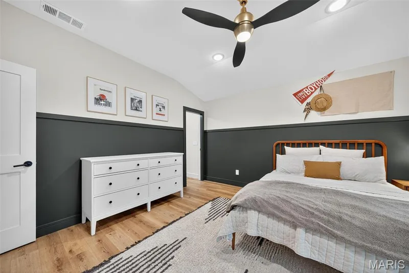 2nd Bedroom with en suite — 570 Mexico Road, Wentzville, MO 63385