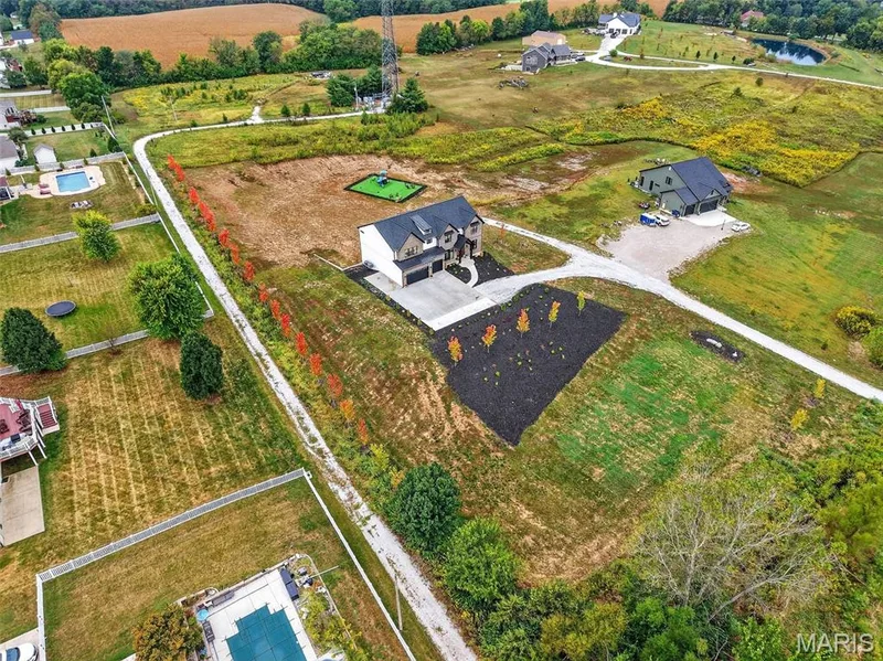 570 Mexico Road, Wentzville, MO 63385 — listing photo 77 of 78