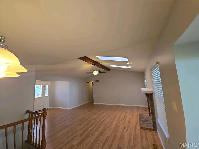 1218 Saddlemaker Drive, St Charles, MO 63304 — listing photo 6 of 17