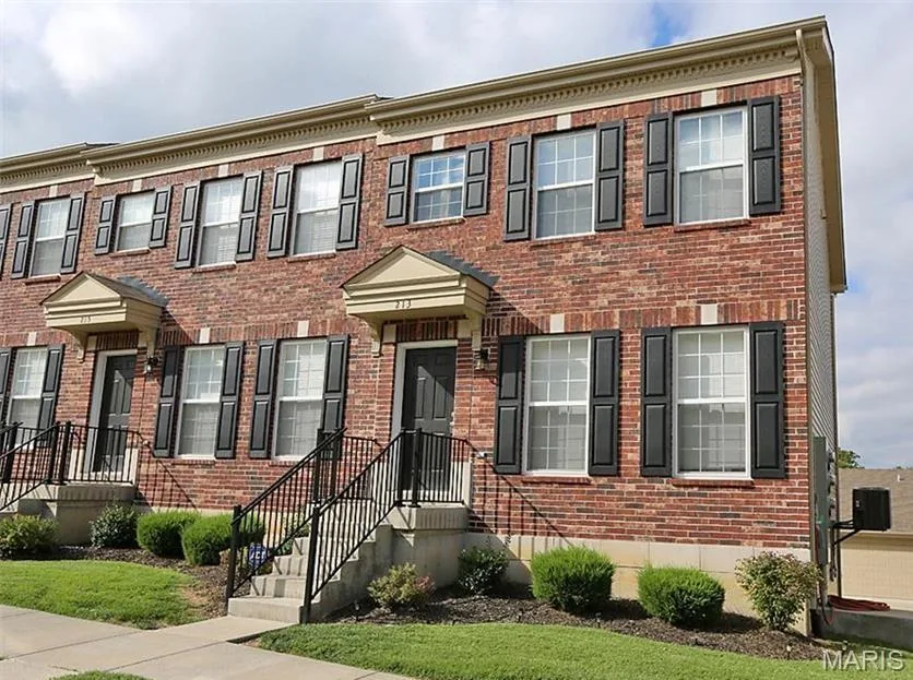 213 Candice Way, St Peters, MO 63376 — listing photo 1 of 18