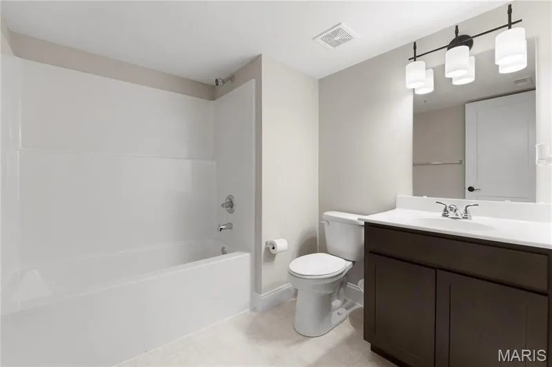 Bathroom with  shower combination and vanity — 0 Sierra @ Montage at Hawk Ridge, Lake St. Louis, MO 63367