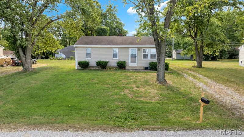 2816 Mulberry Lane, St Charles, MO β listing photo 1