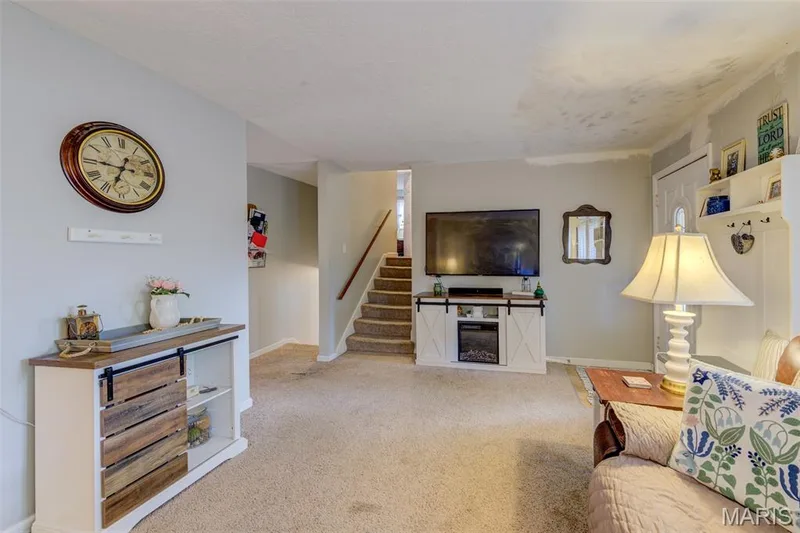 10 Park Circle, O'Fallon, MO 63366 — listing photo 11 of 34