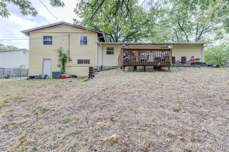 10 Park Circle, O'Fallon, MO 63366 — listing photo 27 of 34