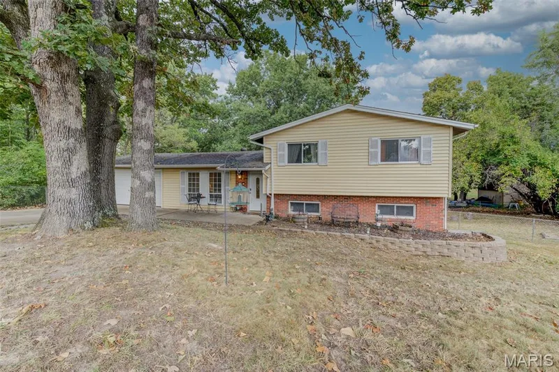 10 Park Circle, O'Fallon, MO 63366 — listing photo 31 of 34