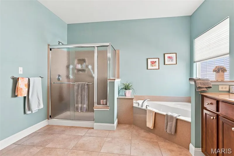 Designed for Relaxation — 138 Kendall Bluff Court, Chesterfield, MO 63017