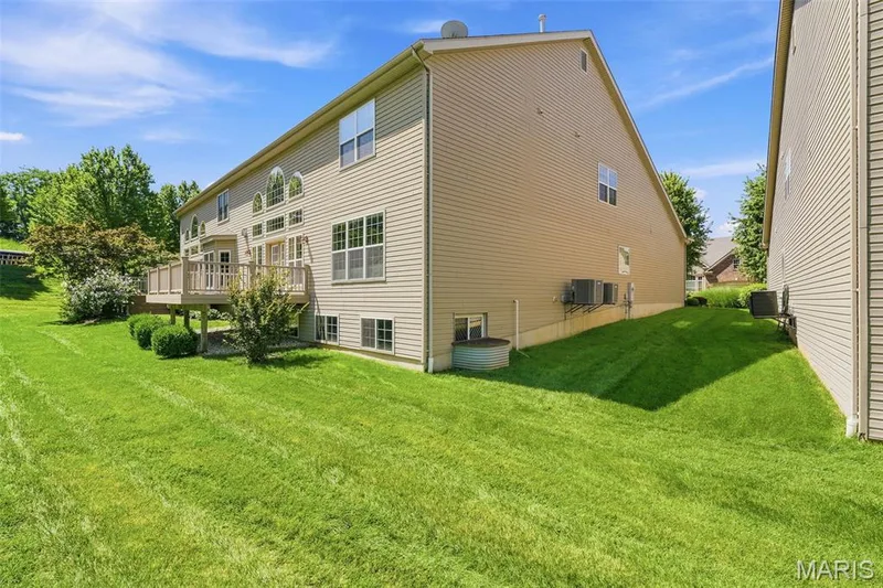 Enjoy Peaceful Outdoor Living — 138 Kendall Bluff Court, Chesterfield, MO 63017