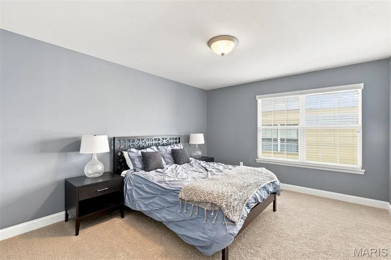 Spacious Bedroom 2 with Private En Suite Bath — 138 Kendall Bluff Court, Chesterfield, MO 63017
