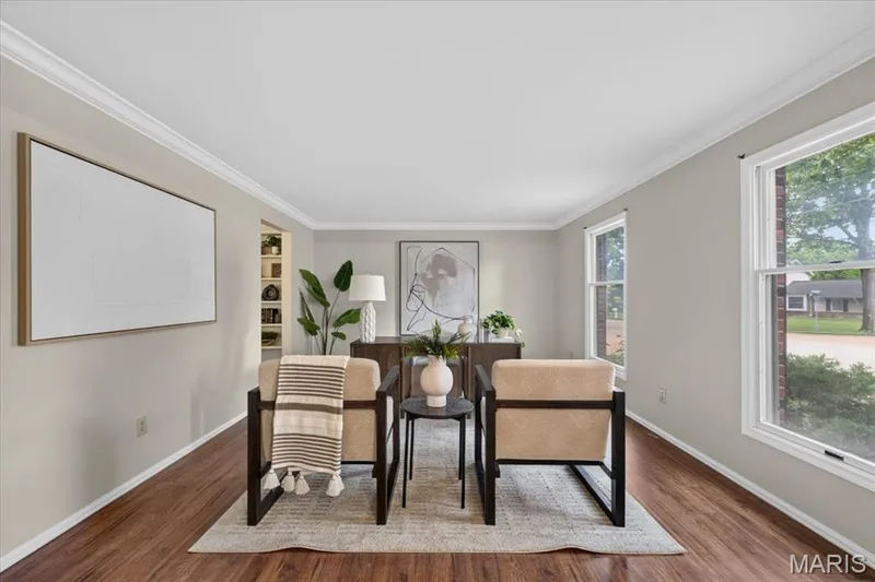 Flexible room off the dining room for an office or extra living room! — 14529 Brittania Drive, Chesterfield, MO 63017