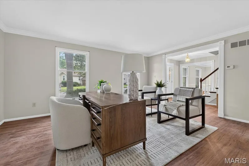 Open floor plan! — 14529 Brittania Drive, Chesterfield, MO 63017