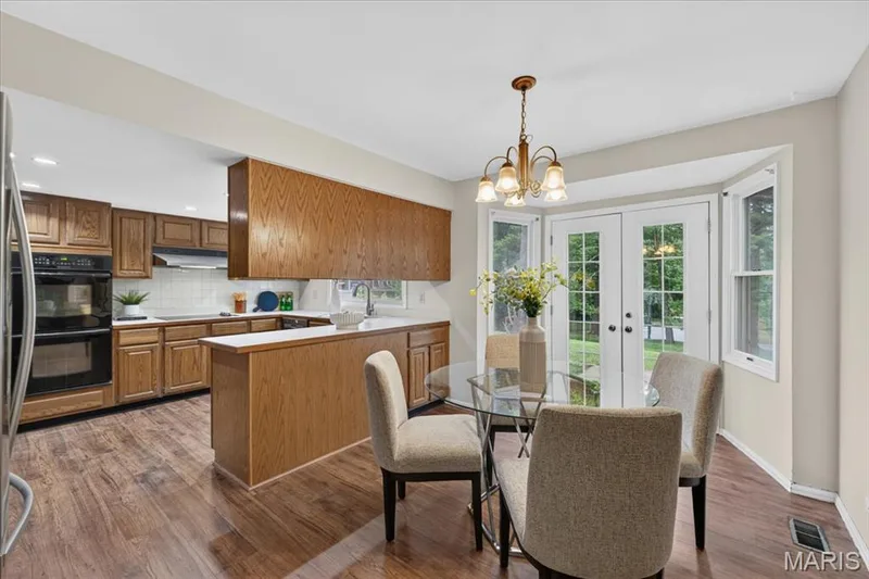 Breakfast room for easy mornings! — 14529 Brittania Drive, Chesterfield, MO 63017