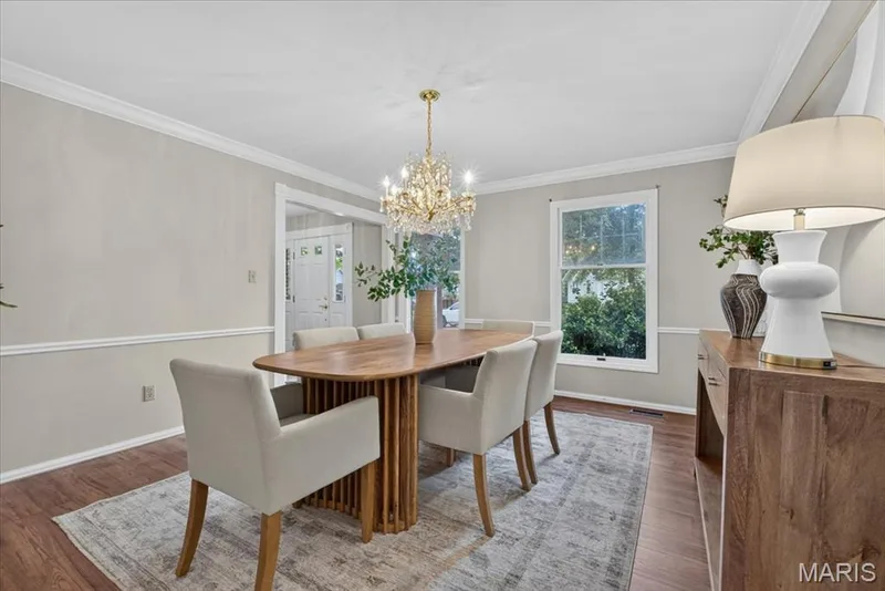 Formal dining room off the kitchen for easy entertaining! — 14529 Brittania Drive, Chesterfield, MO 63017