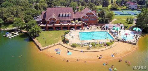 Lake St. Louis Community Association — 22 Holloway Drive, Lake St. Louis, MO 63367