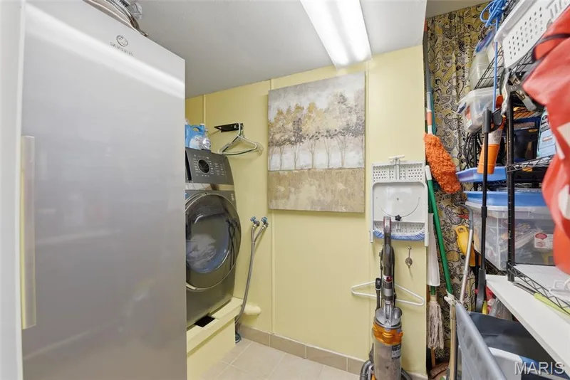 Image quality insufficient for description — 14443 Bantry Lane #16, Chesterfield, MO 63017