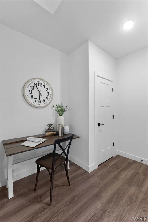 Home office with dark wood-type flooring and baseboards — 1 TBB Rochester @ Kreder Farms, St Charles, MO 63304