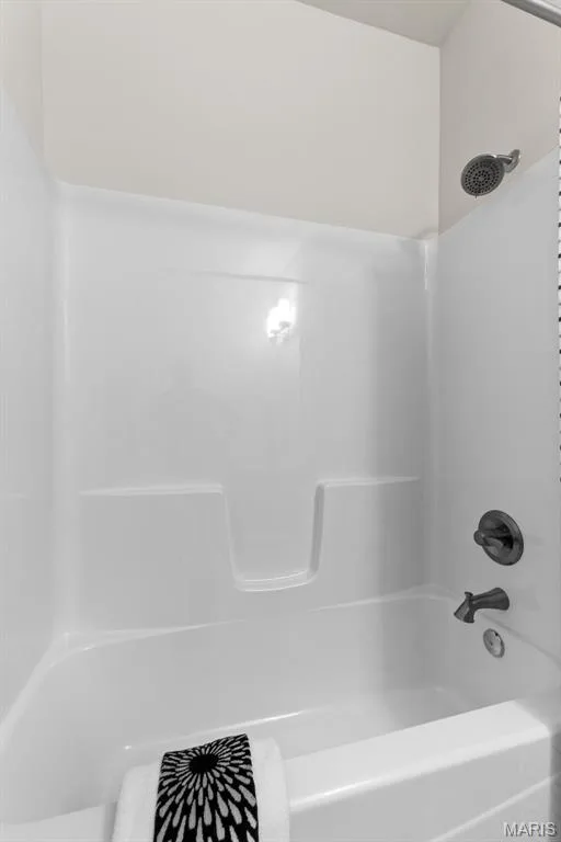 Bathroom featuring shower / bath combination — 1 TBB Rockport @ Creekside Sommers, O'Fallon, MO 63367