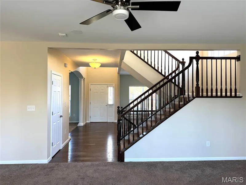 84 S Ridgewynd Court, Lake St. Louis, MO 63367 — listing photo 3 of 15