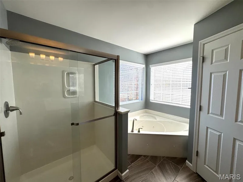 84 S Ridgewynd Court, Lake St. Louis, MO 63367 — listing photo 13 of 15