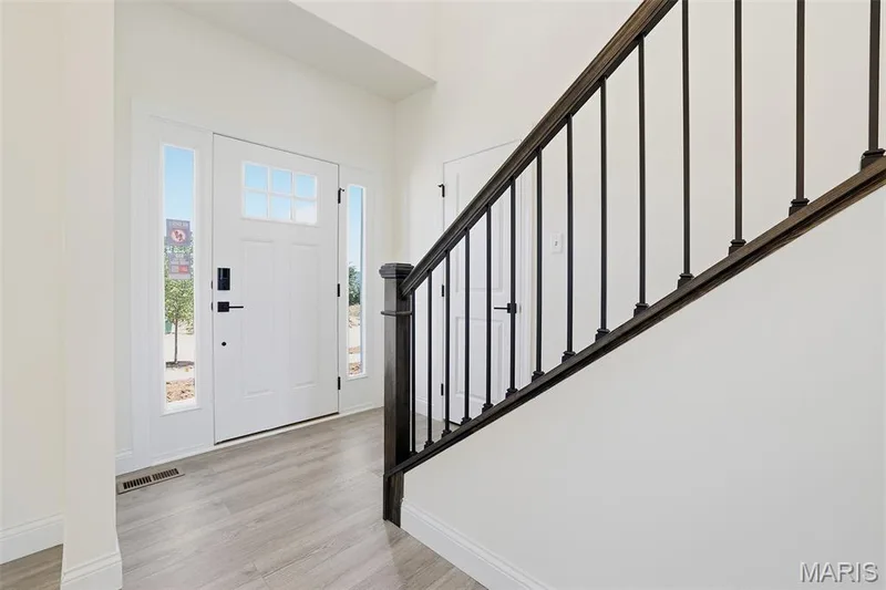 23 Bluestem Court, Lake St. Louis, MO 63367 — listing photo 2 of 41