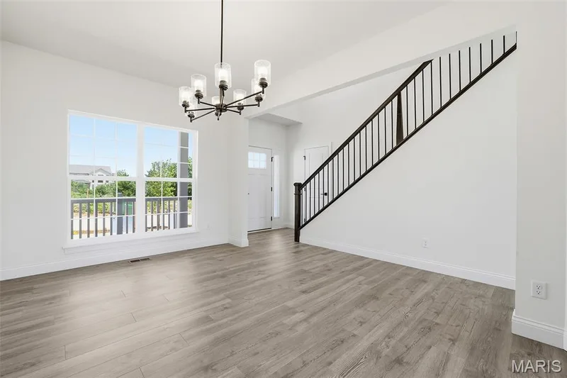 23 Bluestem Court, Lake St. Louis, MO 63367 — listing photo 4 of 41