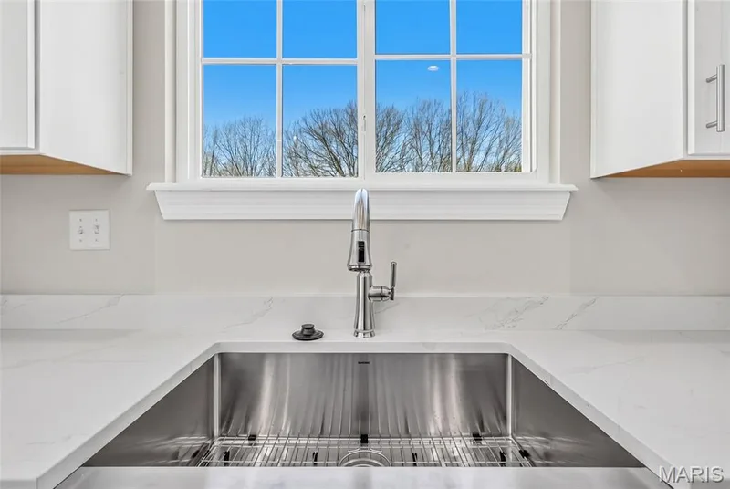 Photo of a previously built Dogwood model. Some upgraded features and options shown. — The Dogwood@The Ests @ Schaper Farms, Foristell, MO 63348