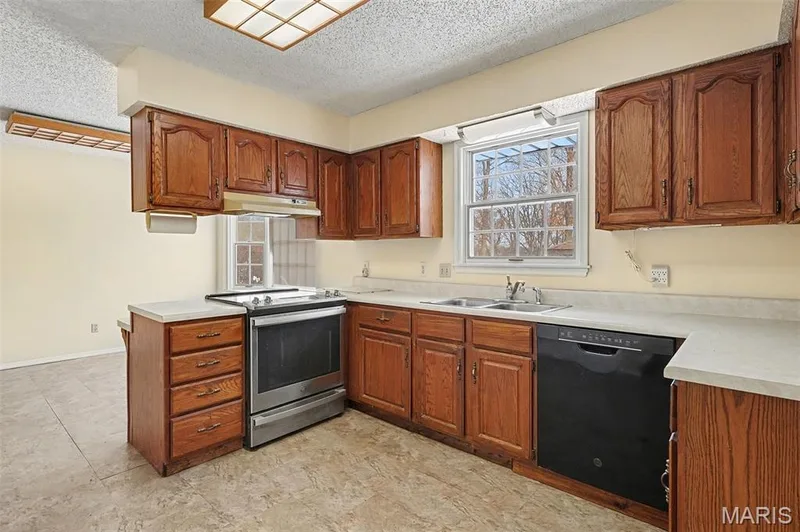 5520 Highway T, Augusta, MO 63332 — listing photo 12 of 35