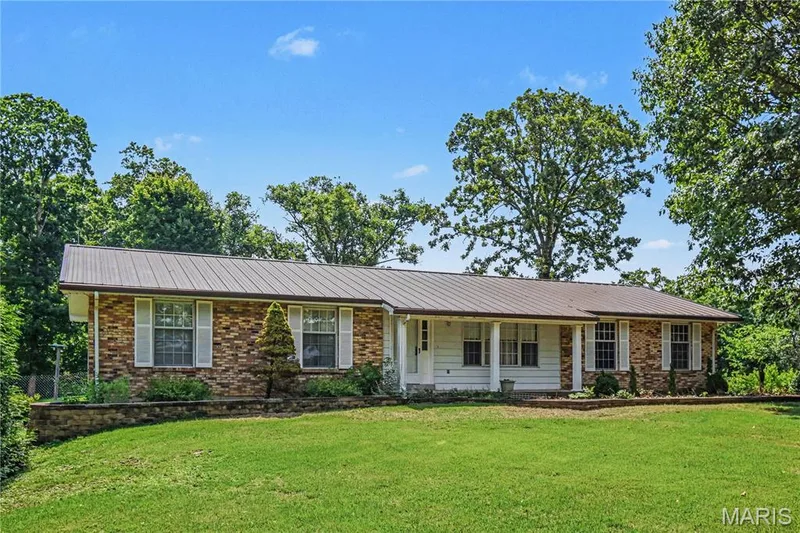 5520 Highway T, Augusta, MO 63332 — listing photo 3 of 35