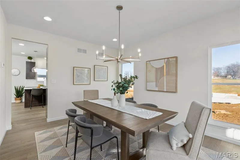 3 Royal II at Wilmer Crossing, Wentzville, MO 63385 — listing photo 3 of 25