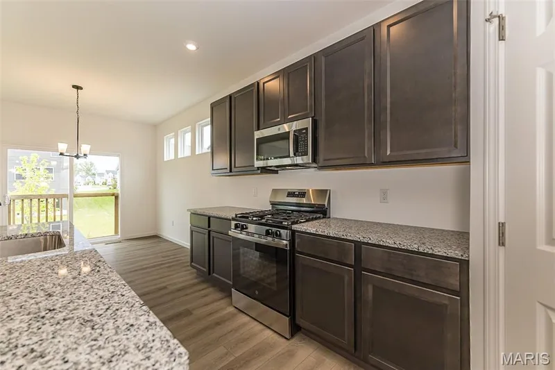 207 Townshead Way, O'Fallon, MO 63368 — listing photo 10 of 40