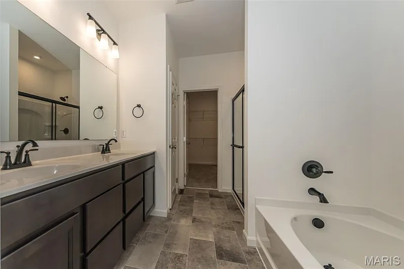 207 Townshead Way, O'Fallon, MO 63368 — listing photo 17 of 40