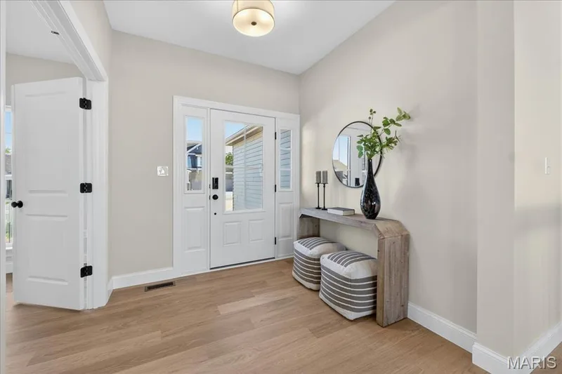 Entrance Foyer with view of front door — 421 Farmhouse Drive, O'Fallon, MO 63385
