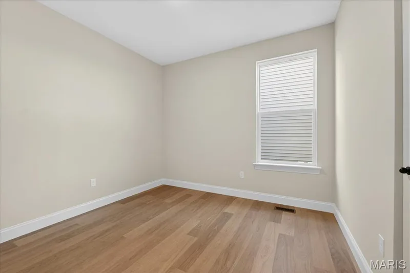 Bedroom #3 — 421 Farmhouse Drive, O'Fallon, MO 63385