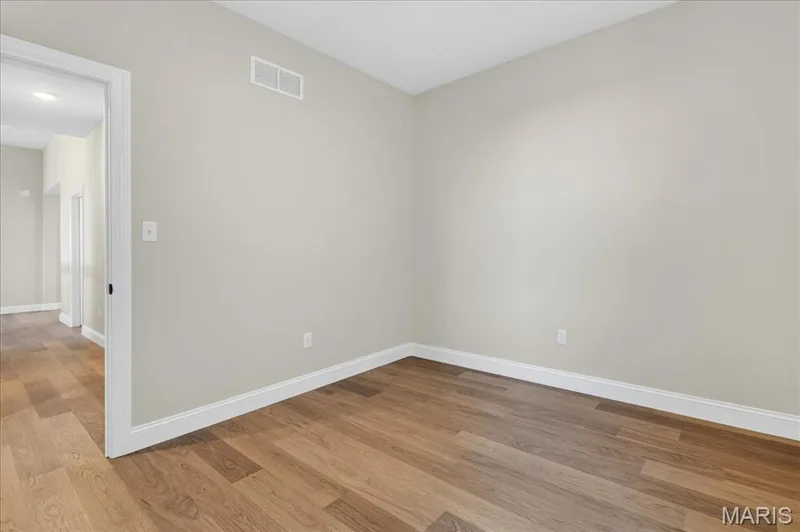 Bedroom #3 — 421 Farmhouse Drive, O'Fallon, MO 63385