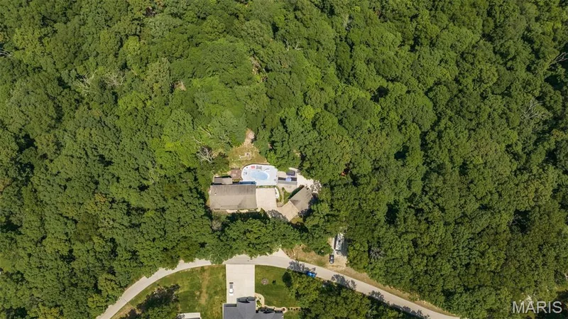 50 Sunfish Drive, Defiance, MO 63341 — listing photo 4 of 43
