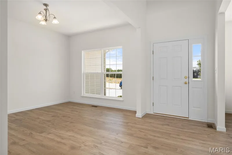 223 Windmill View Drive, O'Fallon, MO 63385 — listing photo 2 of 30
