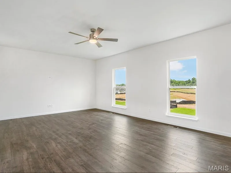 223 Windmill View Drive, O'Fallon, MO 63385 — listing photo 8 of 30