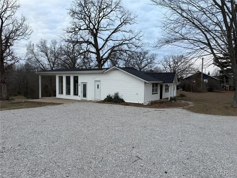 818 W Highway D, Wentzville, MO 63385 — listing photo 6 of 39