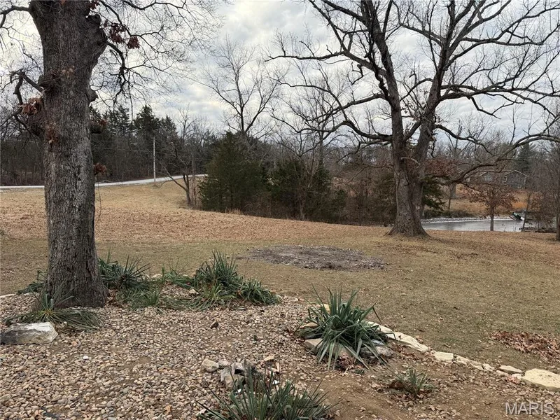 818 W Highway D, Wentzville, MO 63385 — listing photo 19 of 39