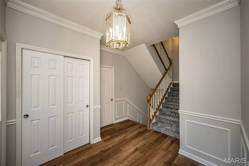 14380 Cedar Springs Drive, Chesterfield, MO 63017 — listing photo 3 of 42